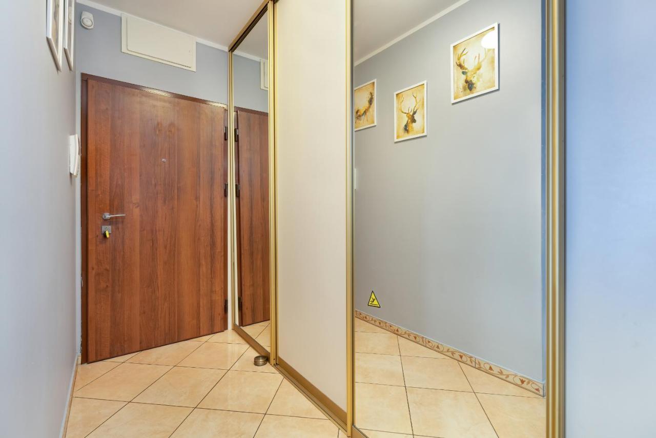 Comfortable Wojskowa Apartment By Noclegi Renters بوزنان المظهر الخارجي الصورة